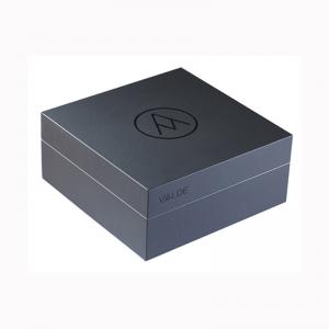 Custom Black Stiv gaveæske engros