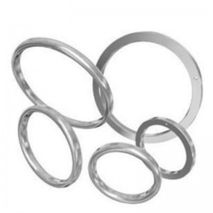 Flettet metalforstærket grafitpakning