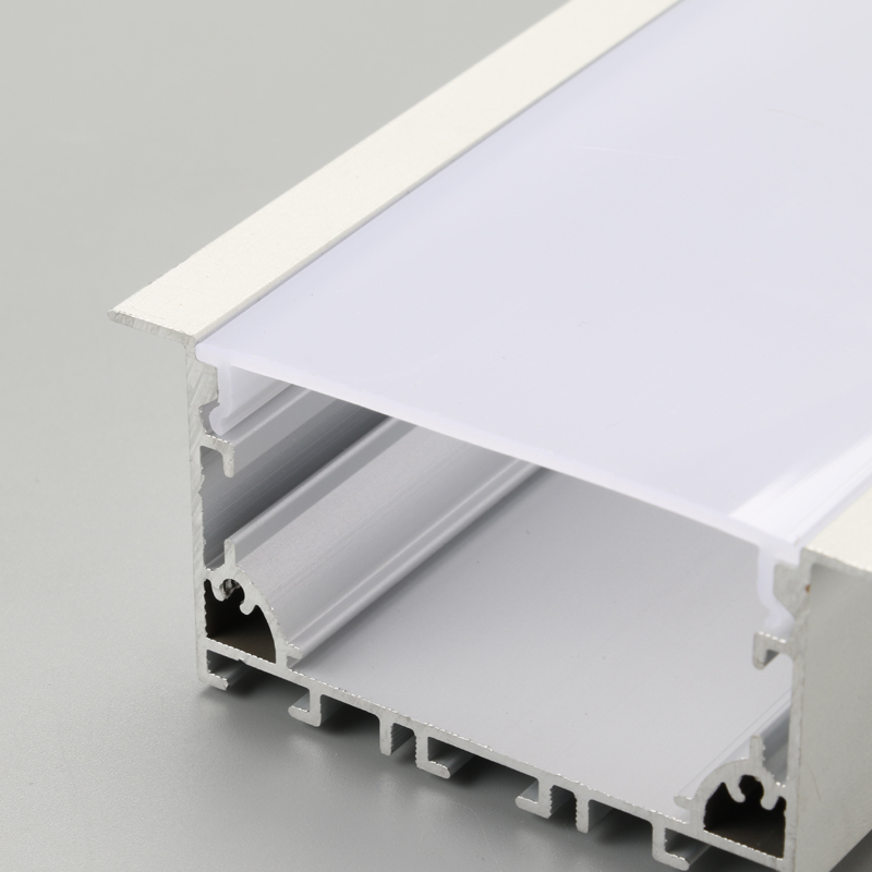LED-profiler i aluminium med aluminiumsprofiler, der monteres med indbygning