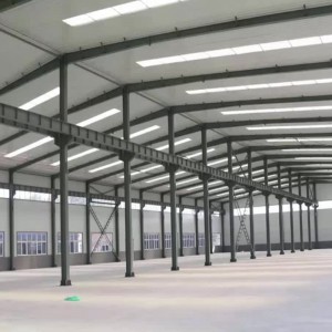 Præfabrikeret stålbygning