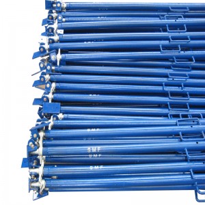 Stillads væg Push Pull Prop malet blå