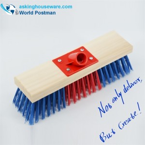 Akbrand Long Handle træbørste til udendørs skubning