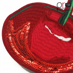 kirsebær broderi paljetter