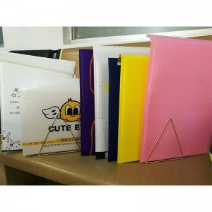 Engros hvid mailere selvklæbende PE-konvolutterBubble taske