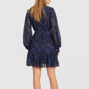 Ny mini-kjole med lange ærmer til kvinder