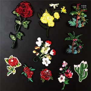 Seneste dyre- og blomsterbroderet plaster