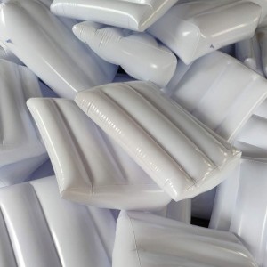 Triangel oppustelig seng kilepude / pude hvid