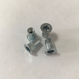 nitte nødder kunrled fladt hoved