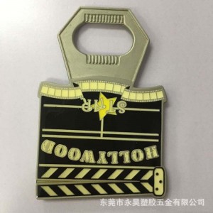 P040 flaskeåbner magnet