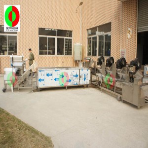 Kontinuerlig peeling af frugt og grøntsager, rengøringsskæring og tørring af produktionslinjen