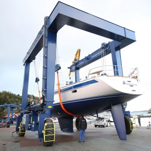 Kran til håndtering af båd og yacht