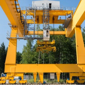 Rail Mounted Container Gantry Crane (RMG Crane)