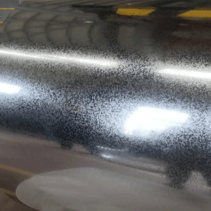 Malet aluminiumplade