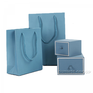 High-end brugerdefinerede håndlavede smykker papir kasse papir taske