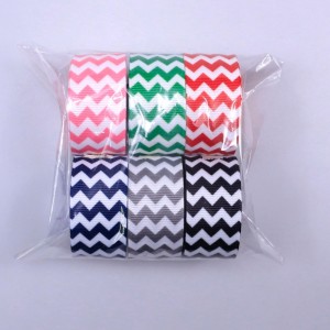 5 # Populært tilpasset logo Chevron-trykt grosgrainbånd