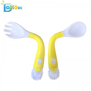 Amazon Hot Sale Baby Feeding Supplies Træning Gaffel og Sked buet håndtag Toddler Sked og gafler Baby Travel redskaber