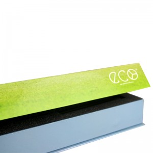 Bogformet gaveæske mindeskat skattemagnet firkantet gaveæske