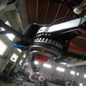 Brugerdefineret mønster tre farve jacquard knæhætte maskine producent