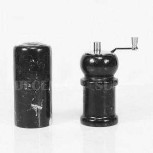 Sæt i sort marmor og peber