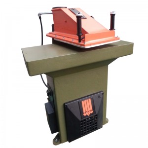 Sko, der fremstiller krydssålepressemaskine