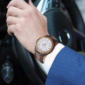 100% naturligt håndlavet specielt træur