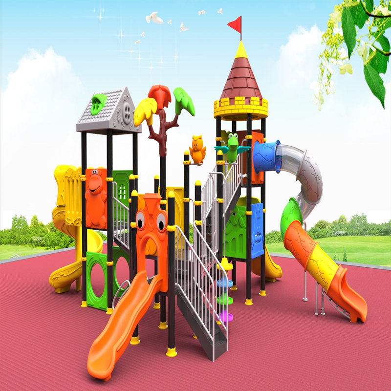 udendørs legepladsudstyr med børn glide børne legetøj hus spil