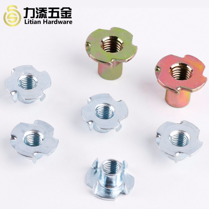 Smeltede fire klove T møtrik til møbler