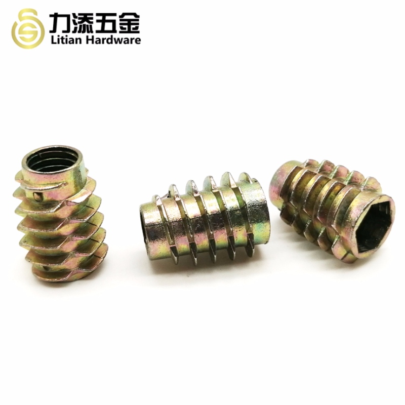 Tilpasset zinklegering af forskellig størrelse træindsatsmøtrik til møbler