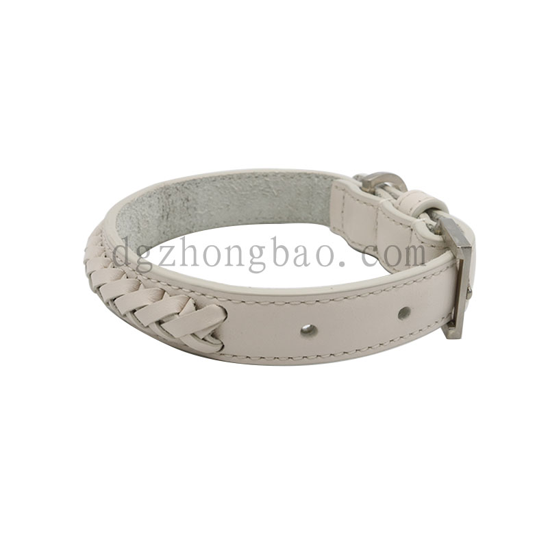 Hvidt læder og flettet husdyrkrave til hunde