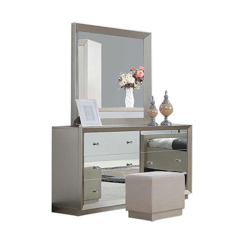 Moderne møbler i soveværelse af glas