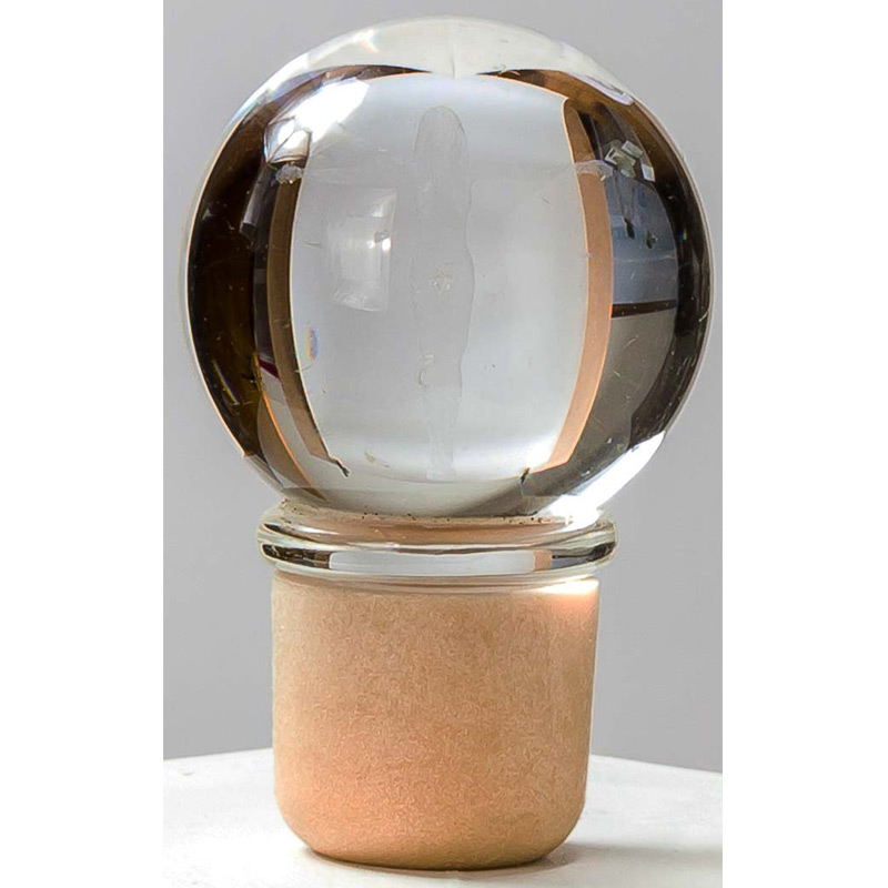 lukning af en flaskeprop af glas