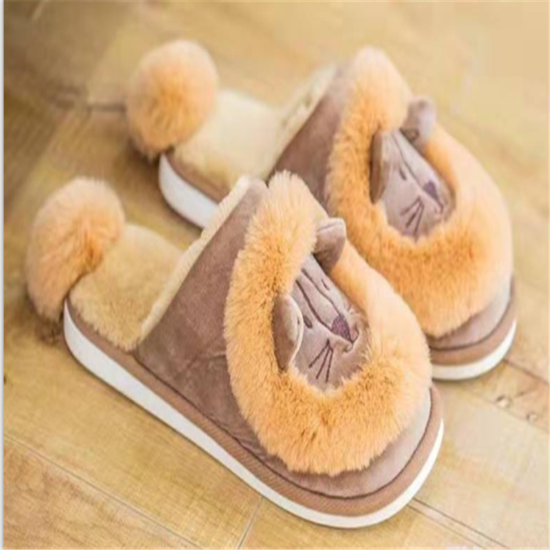 Vinter indendørs tegneserietøfler