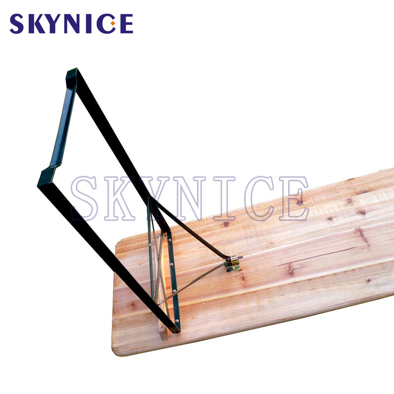 Træfoldigt ølbordssæt