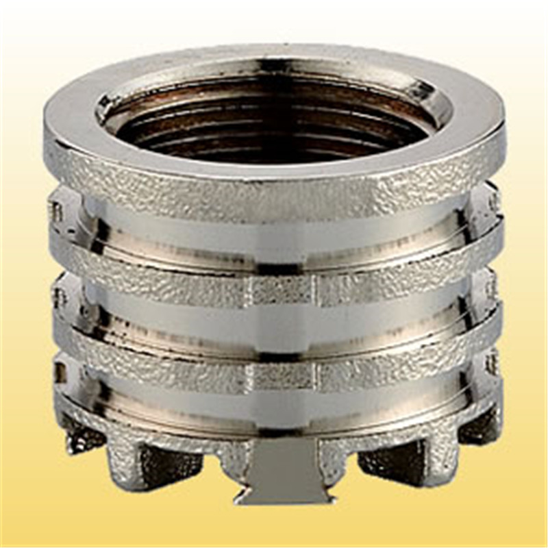 montering af plastinserter