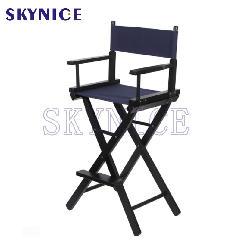 Træfoldet bærbart sæde