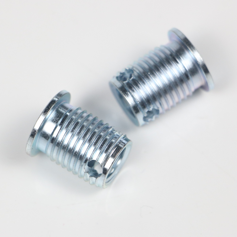 308 000 140.500 308 M14 * 2 * 18 * 2 * 24L selvskærende indsatser med 3 huller uden burr 500K lager