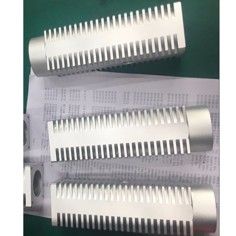 Høj præcisions CNC Milling/CNClathe/A6061 Sandsprængning/Klar anodizing