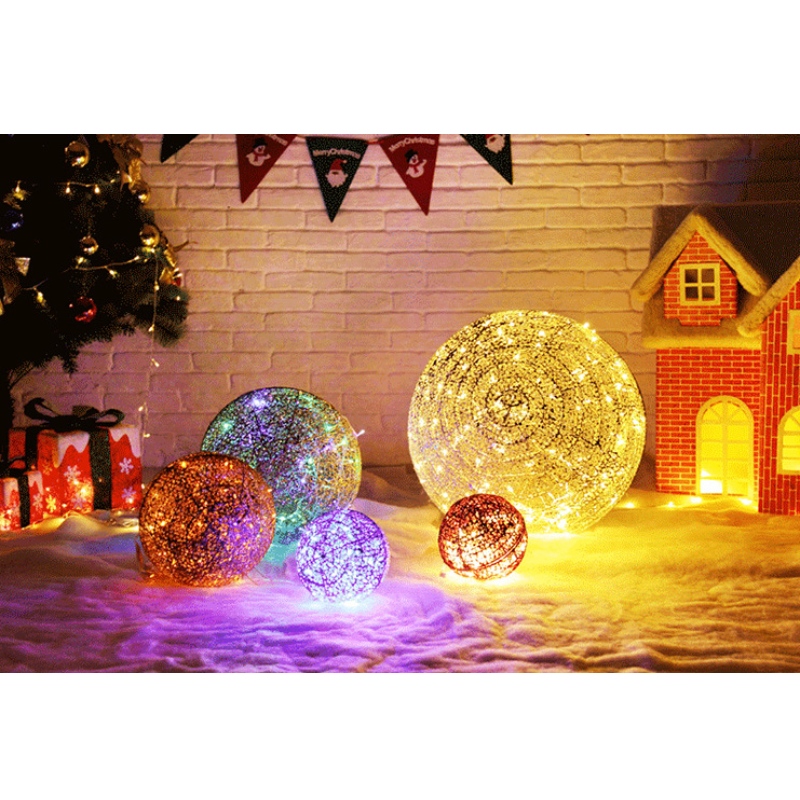 Cirkeldekorationer med lys til festivaler