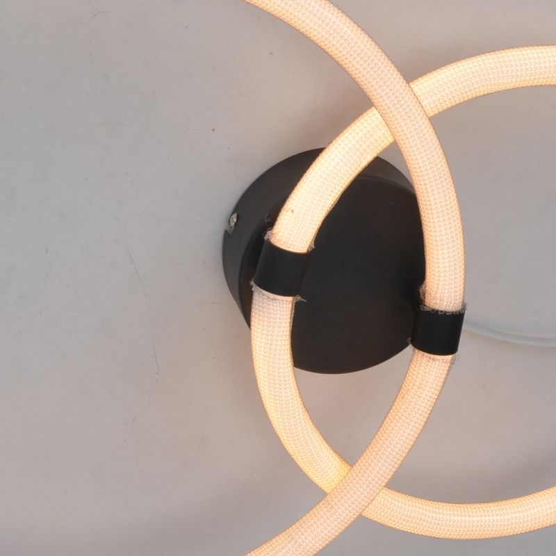 LED loftslampe med akrylrør uden skygge