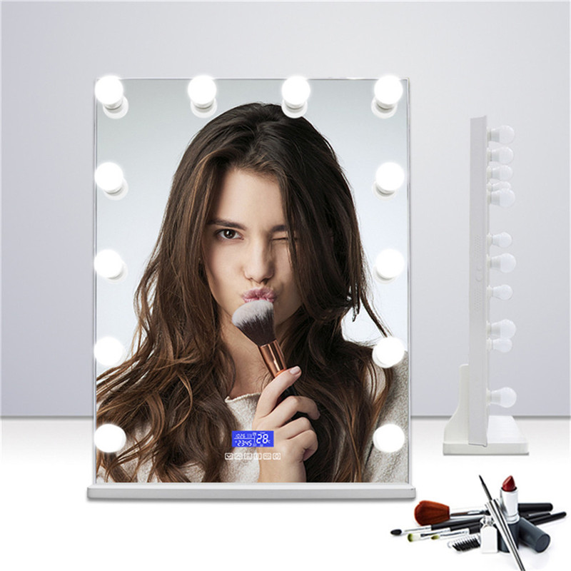 Spejl med lys i Hollywood med lys i form af spejl med uret med spejl med lys og hylde