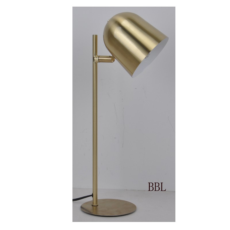 Bordlampe med drejelig metalskærm