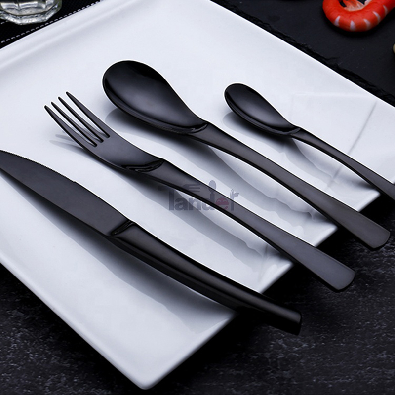 8 farveindstillinger PVD overfladebehandling camping Rustfrit stål irinedgående fladware, regnbuesæt