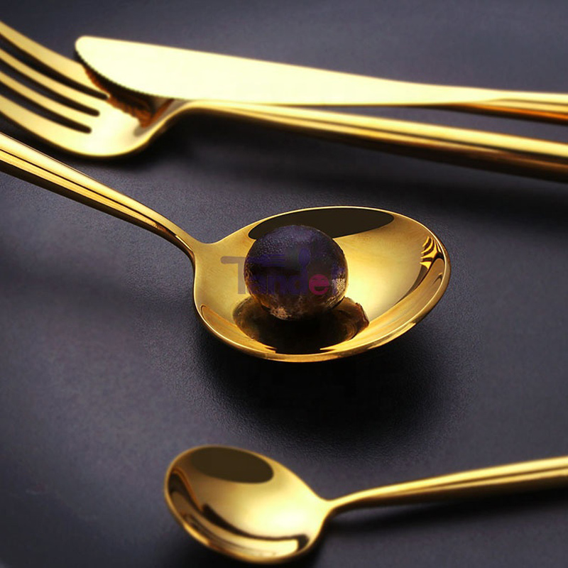 18\/8 rustfrit stål LFGB tilgængeligt højt spejl med lav mængde bestik guldbestik sæt