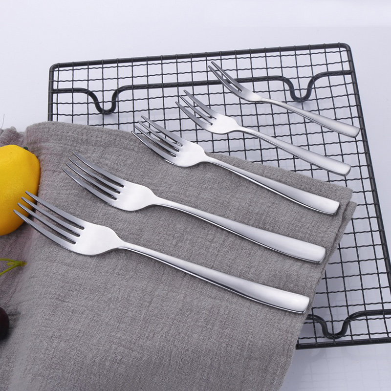 Morden 19 STK Simpelt \/ klassisk design spejl polsk metal spisestedsæt