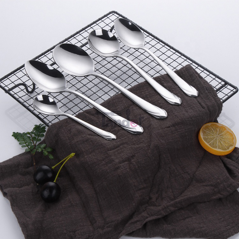 17pc'er af moderne høj kvalitet: et sæt bestik af rustfrit stål