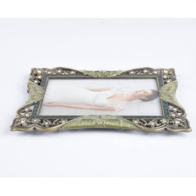 Gammelt europæisk brudekjole kreativ fotoramme ramme ramme ramme ramme fotoramme ramme ramme ramme ramme ramme ramme ramme indstilling af ramme ramme ramme