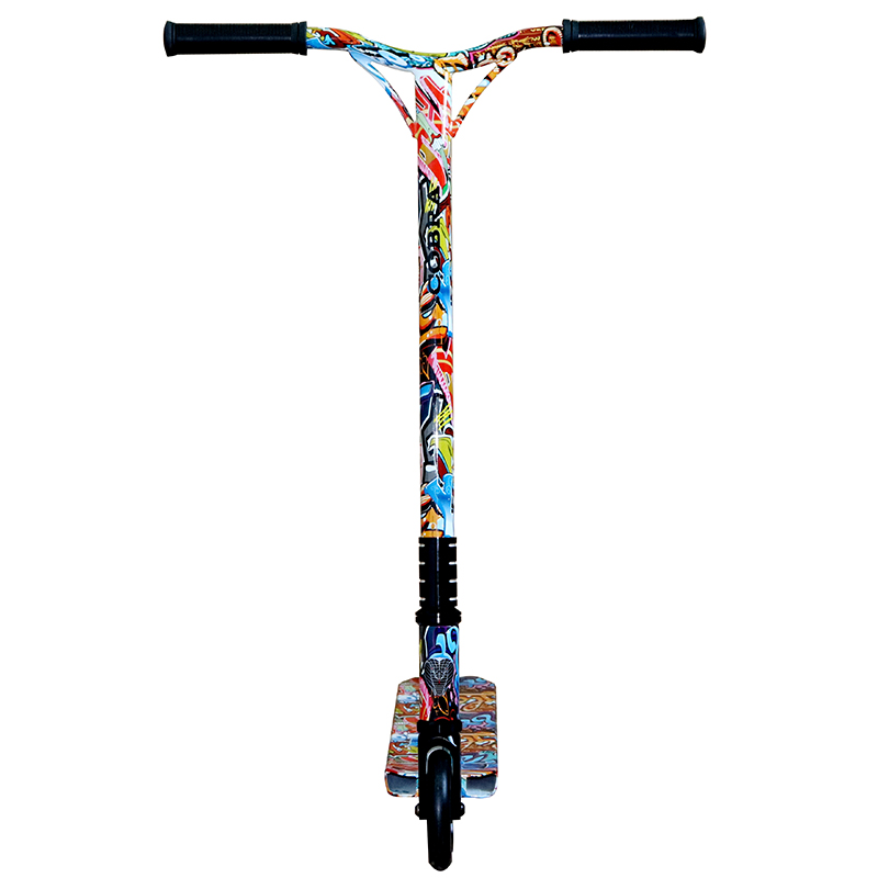 110 mm stunt scooter (graffiti)