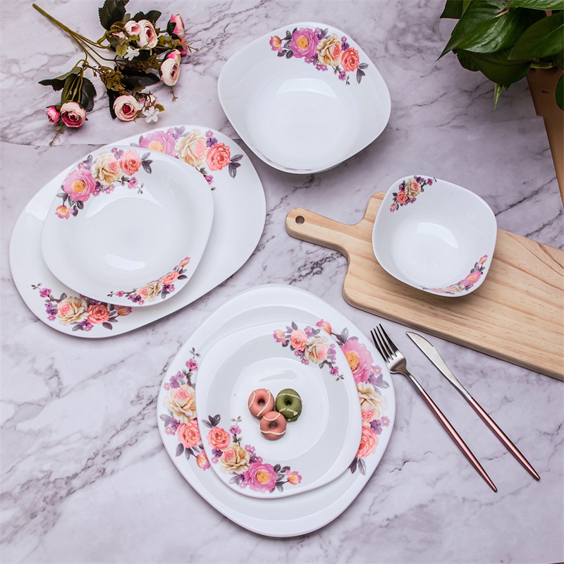 20F &U Square Middag Set Heat Resstant Opal Glasswire