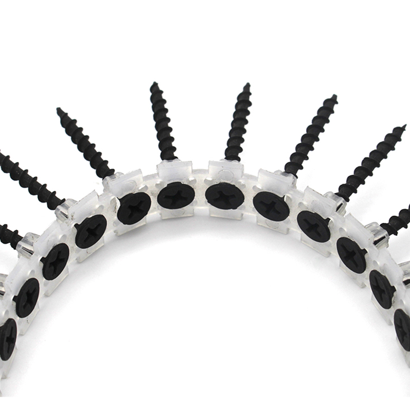 Plaststrimmel sorteret sort fosfateret gipsskruespik til installation