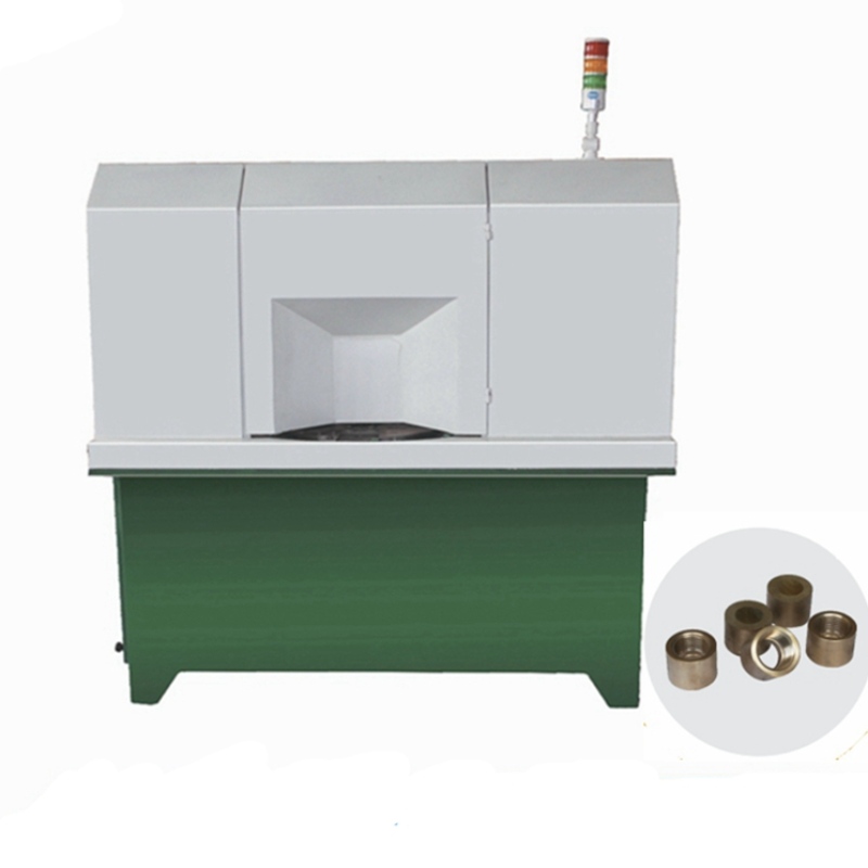 Automatisk kobberrørskærende maskine